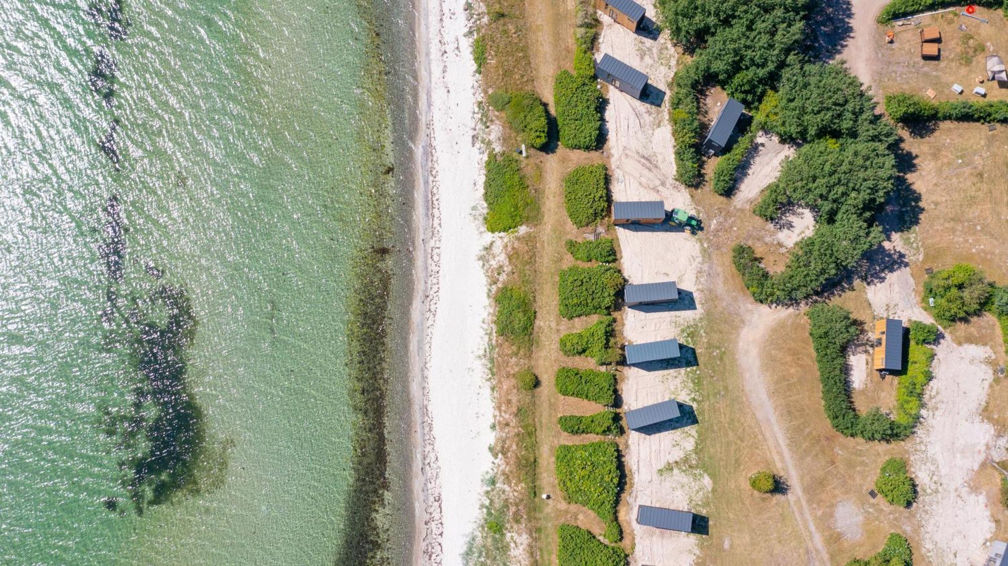 Отель Tiny Seaside - Kegnaes Osterby  Экстерьер фото